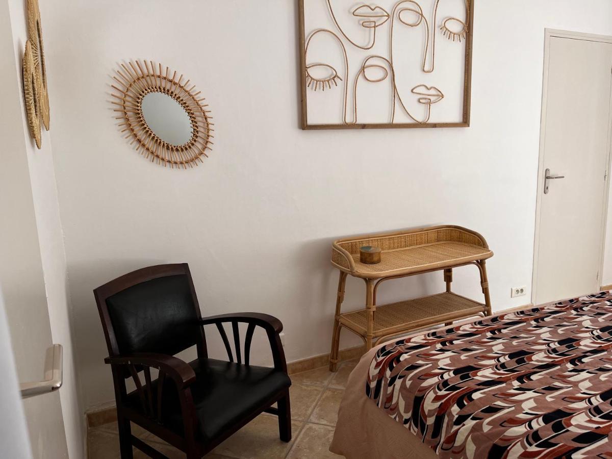 Natur & Jasmin Chambres D'Hotes Naturistes En Provence Лорґ Екстер'єр фото